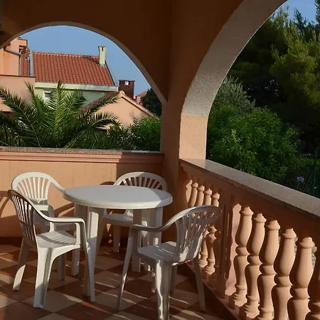 Rosa Garden Apartment Zadar