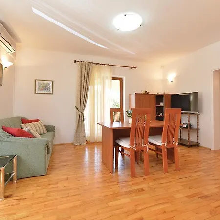 Apartment Rosa Garden