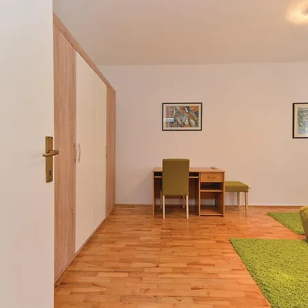 Apartment Rosa Garden
