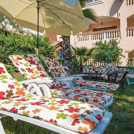 Apartment Rosa Garden